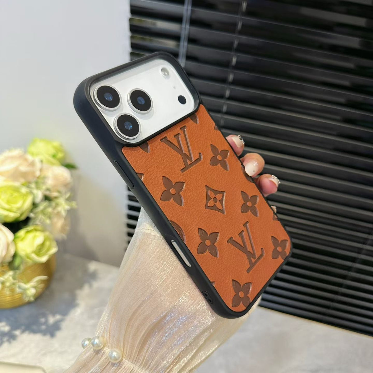 Louis V Luxury Phone Case For iPhone 12-18 Pro & Pro Max
