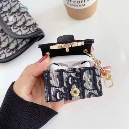 Luxury AirPods Case with Elegant Chain