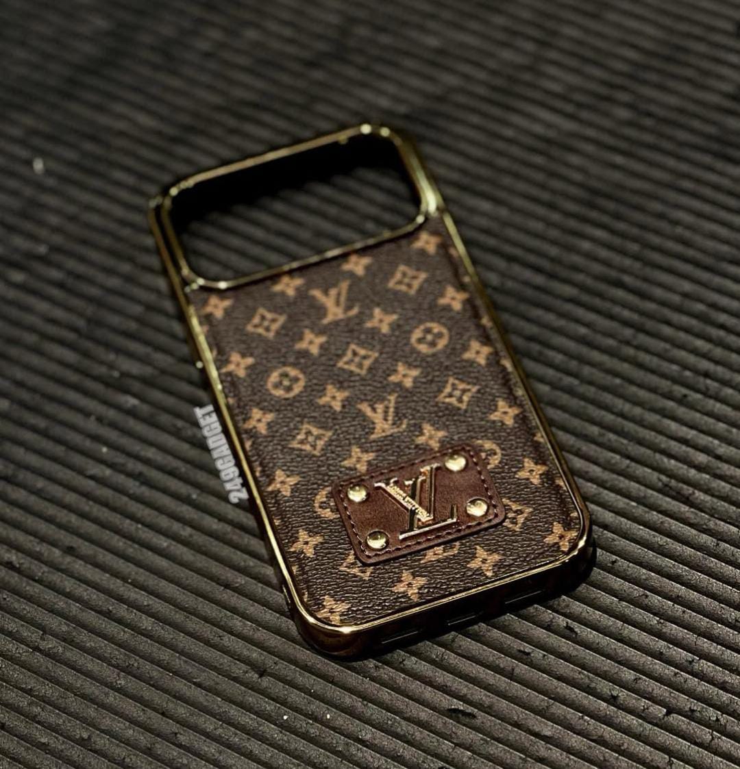 Luxury Phone Case For iPhone 12-18 Pro & Pro Max