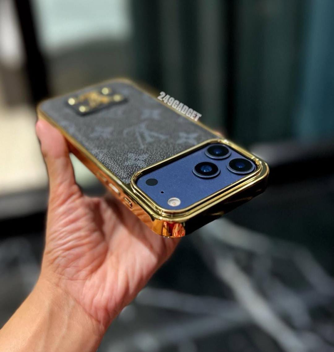 Luxury Phone Case For iPhone 12-18 Pro & Pro Max