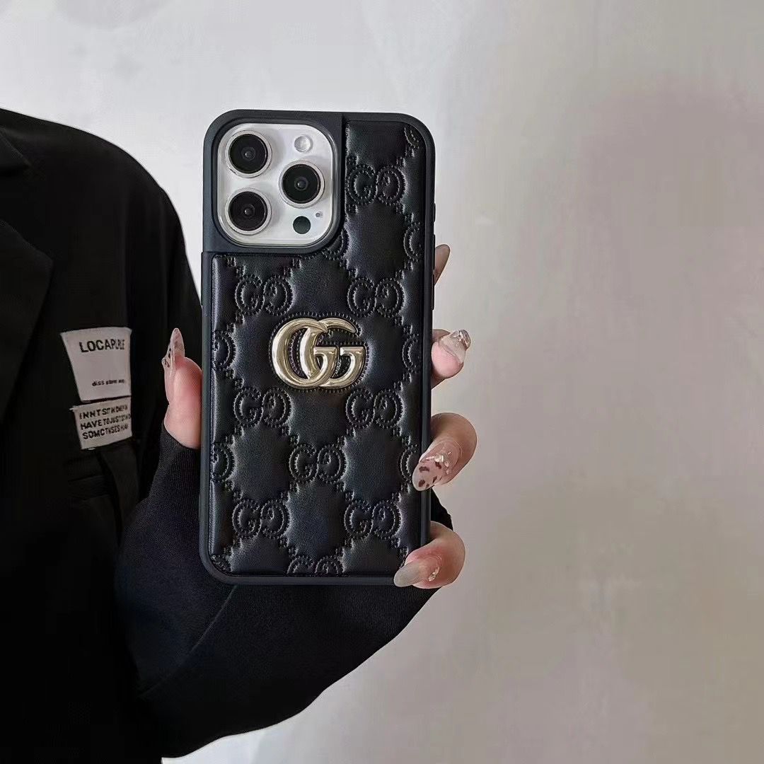 Luxury Stamped Quilted Heart Logo Case - iPhone 12-18 Pro & Pro Max