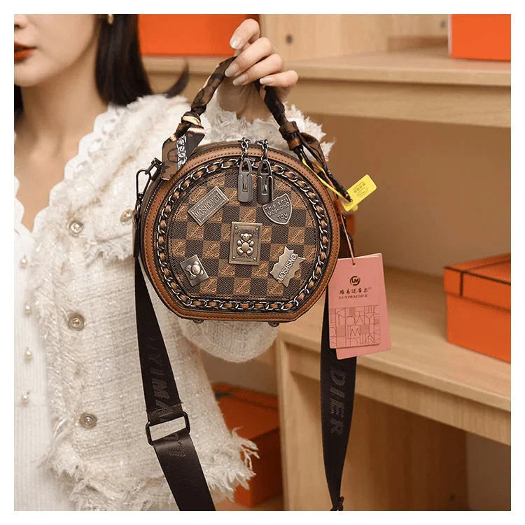 Purse Fashion Retro Bear Badge Print Leather Roxy New