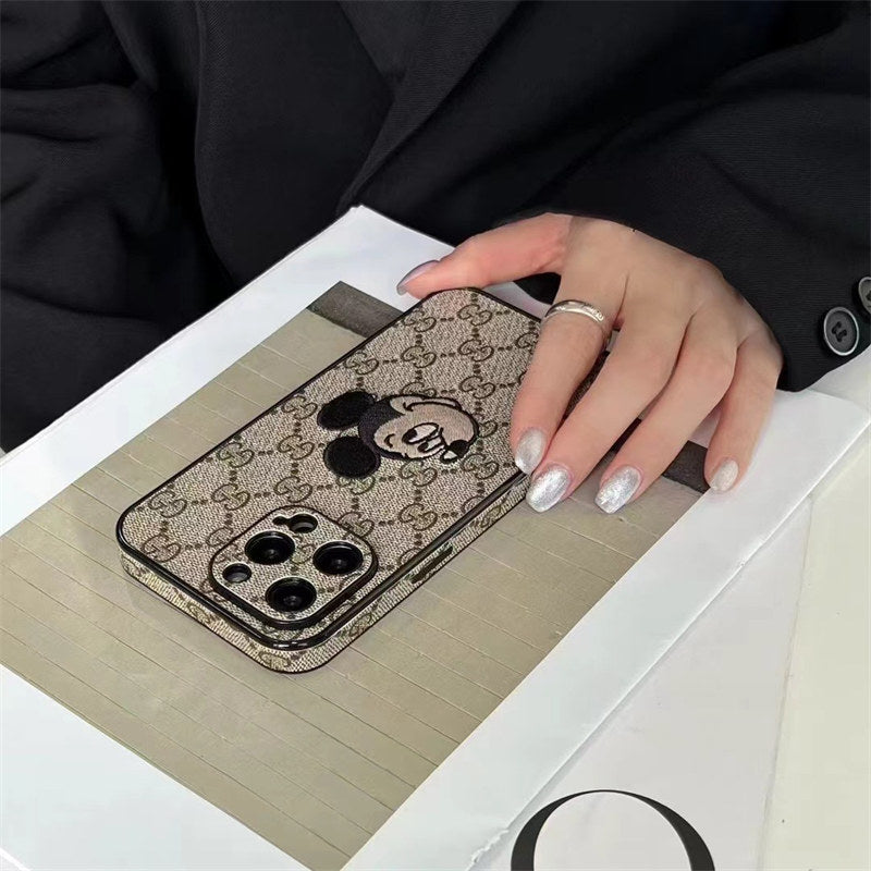 Cartoon Character Designer Pattern Case - iPhone 12-18 Pro & Pro Max